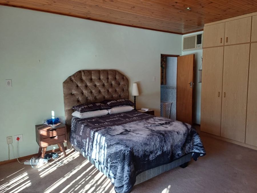 4 Bedroom Property for Sale in Prince Alfred Hamlet Western Cape